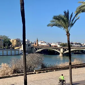 Fam Sevillian Townhouse Sevilla